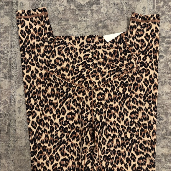 NWT Aerie Real Me 7/8 Legging Hi-Rise cheetah XS long - Picture 3 of 6